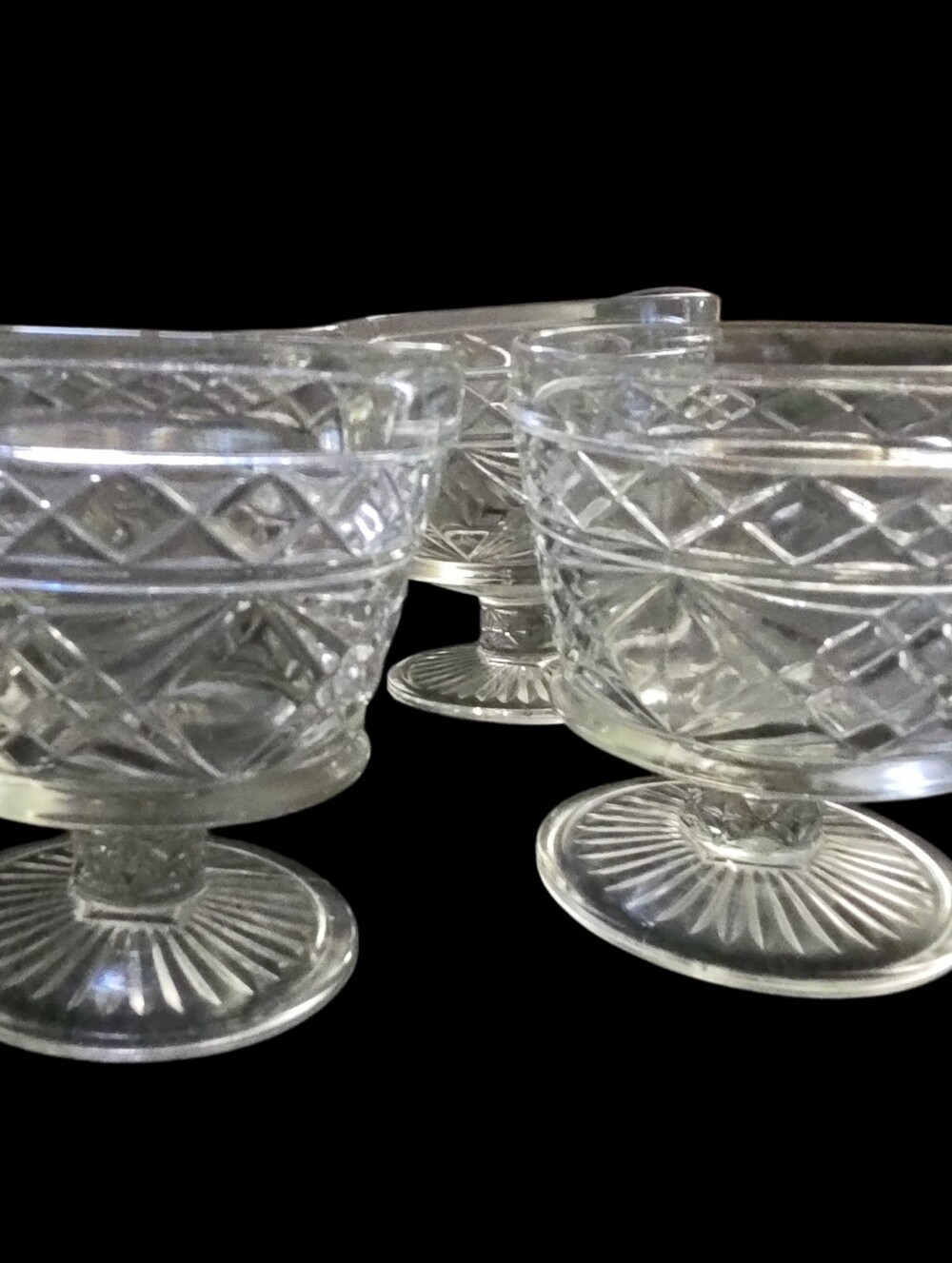 4 Vintage Hazel Atlas "Big Top" peanut butter sherbet glasses from the 1950s.  - Picture 6 of 6